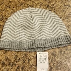 Neiman Marcus cashmere hat